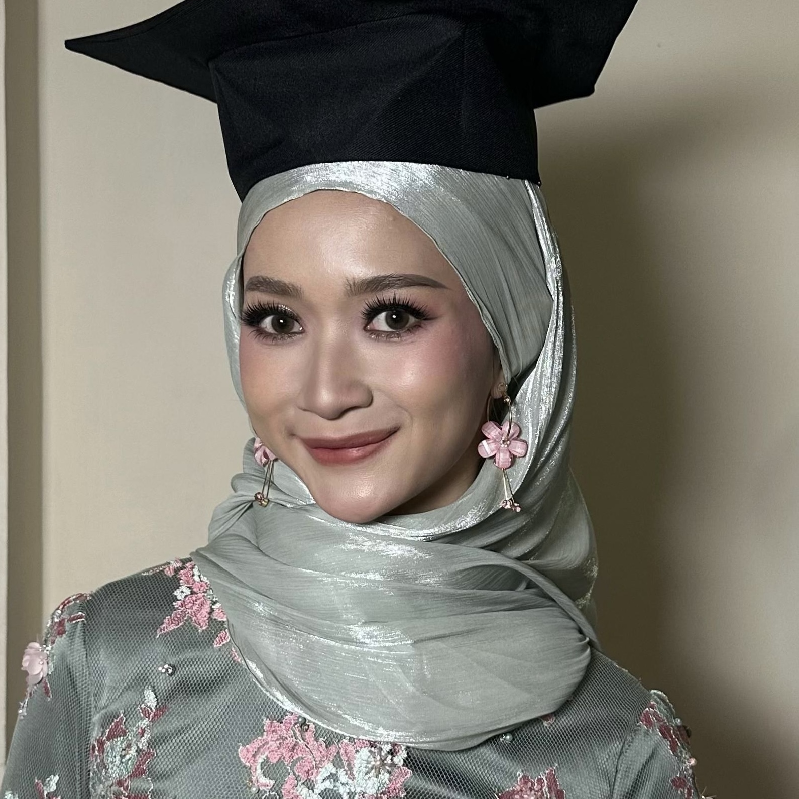 Profile Collaborator Systatum Salwa Gusmy